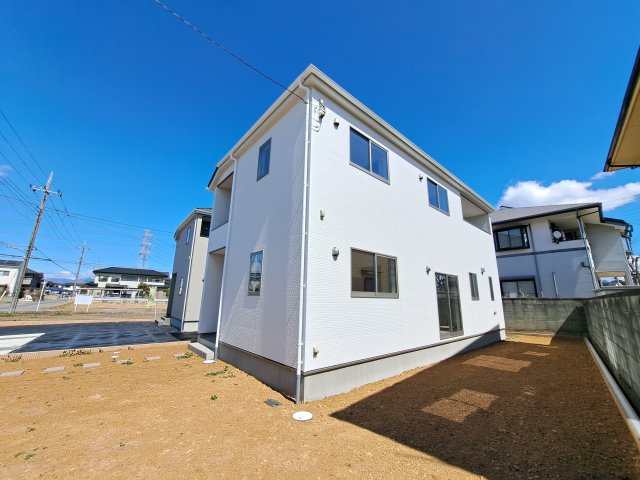 新築　太田市世良田町3期　2号棟の外観|現地写真　完成しました！ご内覧等、お気軽にお問合せください♪　