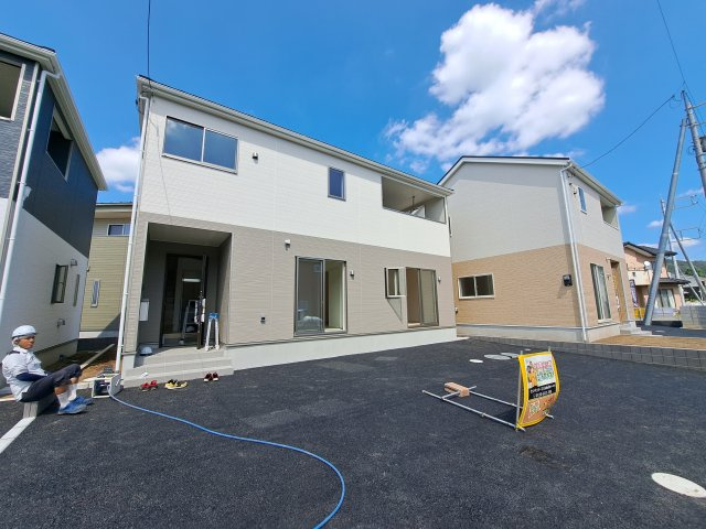 新築　太田市大島町第2　クレイドルガーデン　2号棟の外観|現地写真　2024年9月完成予定！ご内覧等、お気軽にお問合せください♪
