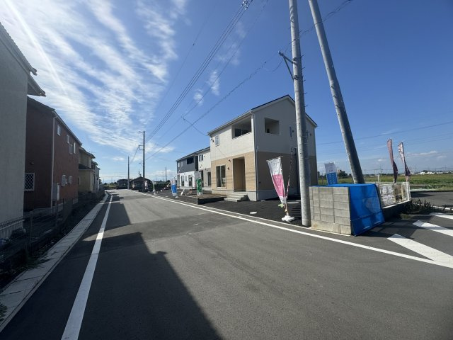 新築　太田市大島町第2　クレイドルガーデン　3号棟の前面道路含む現地写真|南側接道幅員約6.1ｍ