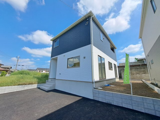 新築　太田市新田木崎町第9　クレイドルガーデン　1号棟の外観|現地写真　完成しました！物件のご内覧等、お気軽にお問合せください♪

