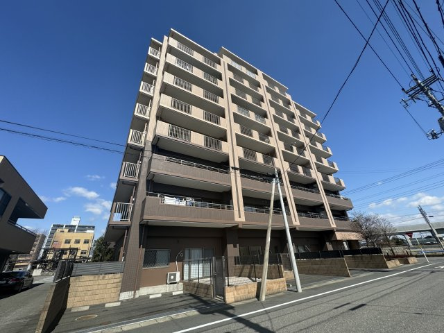 プライムスクエアー伊勢崎の外観|外観写真です。