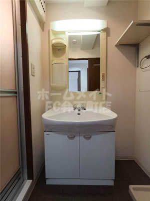 【洗面所】 | コートダジュール | スペースが確保できる洗面所です