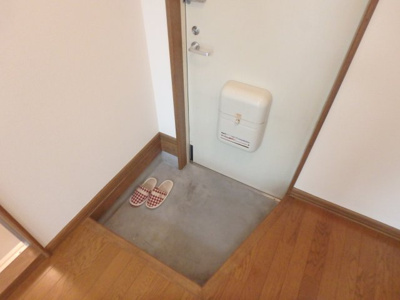 【玄関】 | アミティー高座 | 玄関です