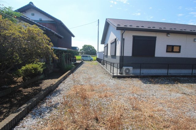 栃木市片柳町2丁目の外観|北東側より敷延部分（2025年9月撮影）