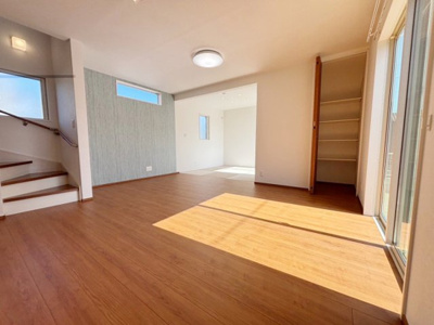 【居間・リビング】 | 都城市太郎坊町 2,480万円 5LDK