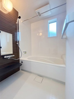 【浴室】 | 都城市太郎坊町 2,480万円 5LDK