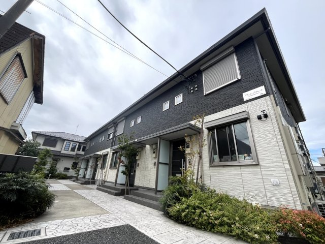 ヴィラ　デ　シャトーⅡのエントランス|毎日通るエントランスはこのようになっています
