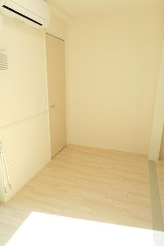 福岡市中央区春吉２丁目の賃貸マンションの居間・リビング