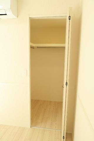 福岡市中央区春吉２丁目の賃貸マンションの収納