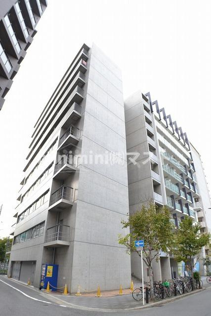 ＫＳプラザの外観|コンクリート打ちっぱなしの外観♪