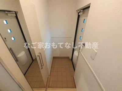 【玄関】 | ローズガーデンA