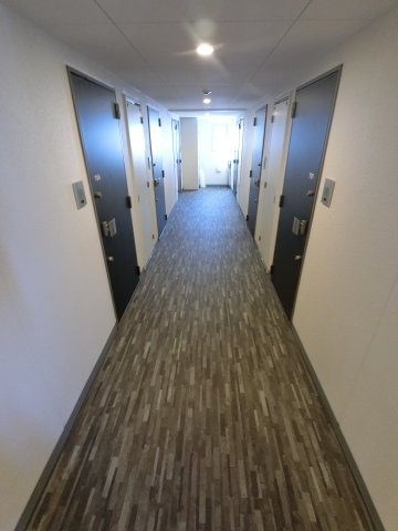 ラクラス下総中山のロビー
