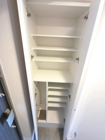 ラクラス下総中山の収納