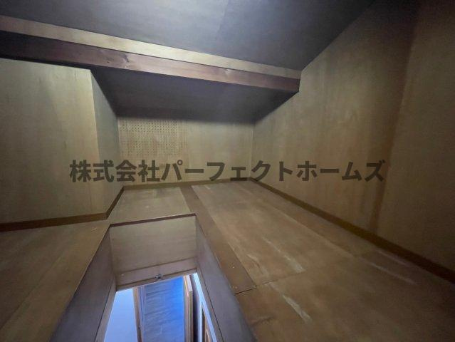 点野5丁目戸建　賃貸の収納|大きなスペースがあり、収納には困りません