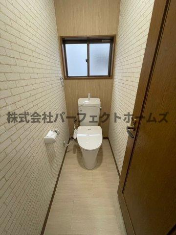 点野5丁目戸建　賃貸のトイレ|清潔感のあるトイレです