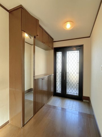 地御前3丁目 戸建の玄関