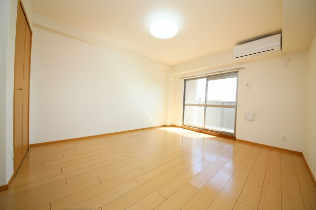 サンリッツ高宮Cの居間・リビング