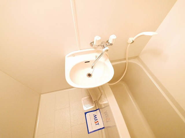 オーキッドあやめ池の設備|洗面台です