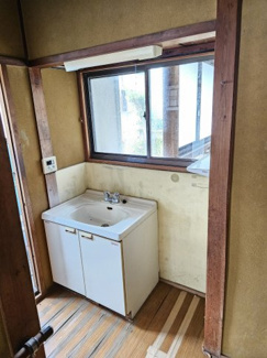 【洗面所】 | 鳥取市本町5丁目中古戸建て