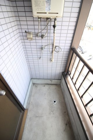 【バルコニー】 | 近江ビル