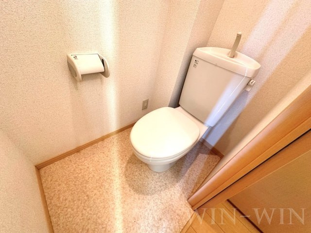 メゾン リヴェールのトイレ|イメージ（同建物内・同間取りの写真）