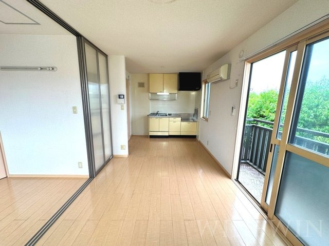 メゾン リヴェールの居間・リビング|イメージ（同建物内・同間取りの写真）