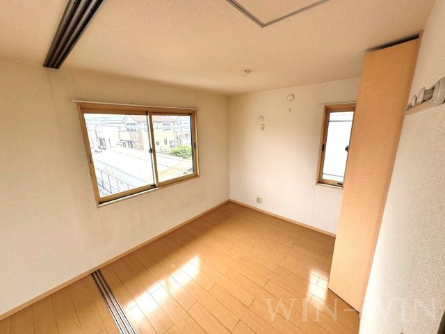 メゾン リヴェールの居間・リビング|イメージ（同建物内・同間取りの写真）