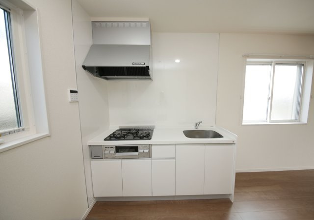 リーブルファイン新田町　2号棟のキッチン