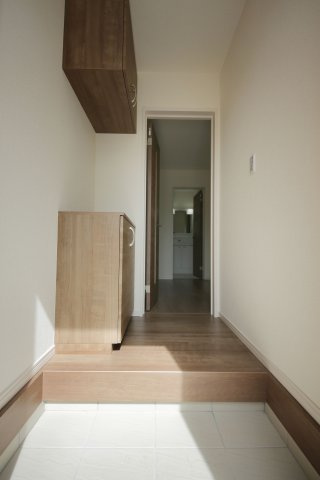 リーブルファイン新田町　2号棟の玄関