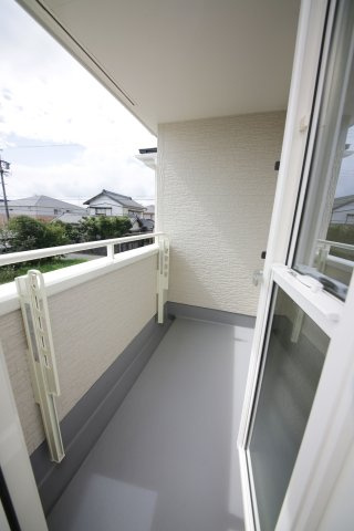 リーブルファイン新田町　2号棟のバルコニー