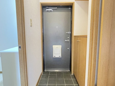 【玄関】 | グッドヴィレッジ１番館 | ゆったりとした玄関です