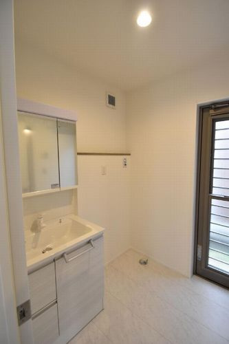 【独立洗面台】 | 【仲介手数料０円】松田町松田惣領　新築一戸建て | 【仲介手数料０円】松田町松田惣領　新築一戸建て