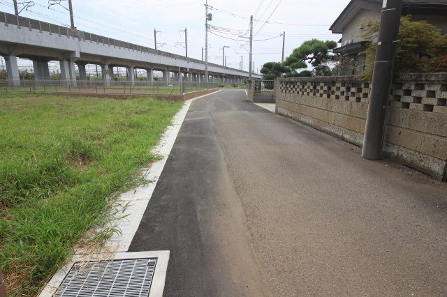 《分譲地》下野市小金井　全6区画の外観|西側公道を北から