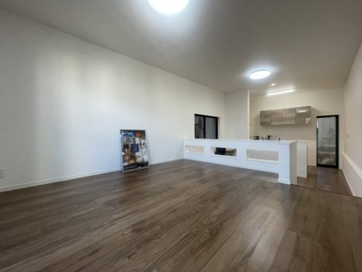 【居間・リビング】 | 神戸市灘区上野通3丁目　戸建て