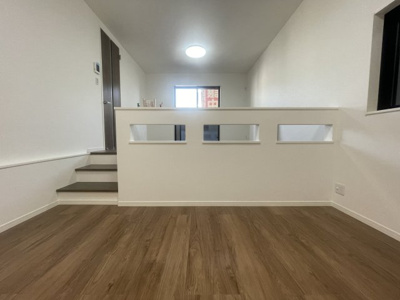 【居間・リビング】 | 神戸市灘区上野通3丁目　戸建て