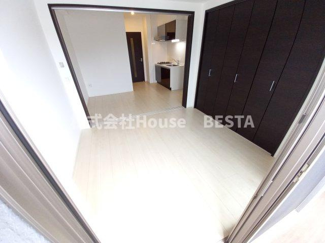 プレサンス神戸水木通ルミエスの居間・リビング