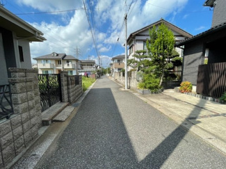 【前面道路含む現地写真】