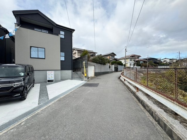 ーBloomーブルームー小倉南区星和台2丁目3期　【小倉南区　新築戸建て】の前面道路含む現地写真|交通量も少なく駐車しやすい♪【小倉南区　新築戸建て】