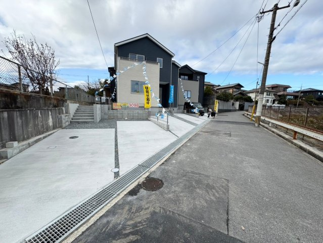 ーBloomーブルームー小倉南区星和台2丁目3期　【小倉南区　新築戸建て】の前面道路含む現地写真|交通量も少なく駐車しやすい♪【小倉南区　新築戸建て】