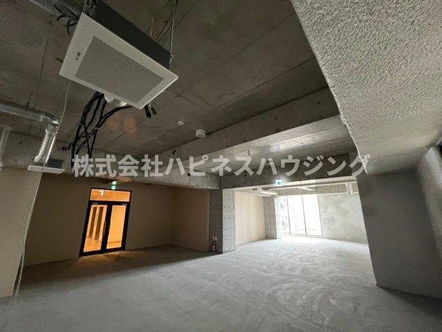 マルマンビルの内装