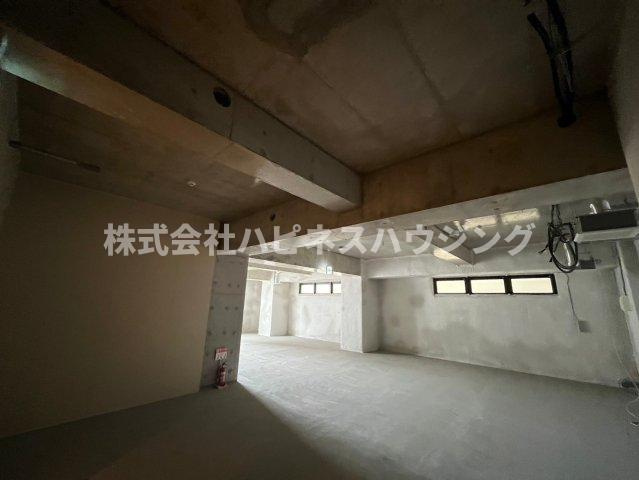 マルマンビルの内装