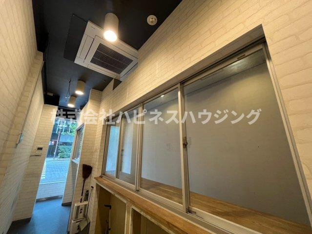 WAVE　BLDG.　MEGUROの内装|1階
