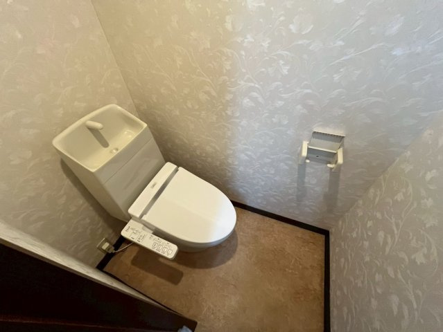 INSURANCE(インシュランス)BLDG.(ビルディング)Ⅲ(スリー)五香のトイレ