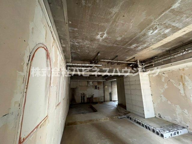 針ビルの内装|内装スケルトン