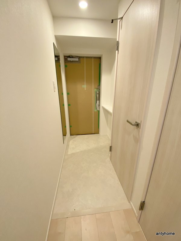 スプランディッドVIII　仲介手数料無料の玄関