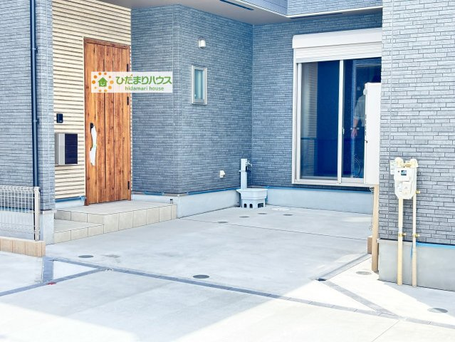 上尾市栄町　Ⅲ　新築戸建　クレールB　の駐車場