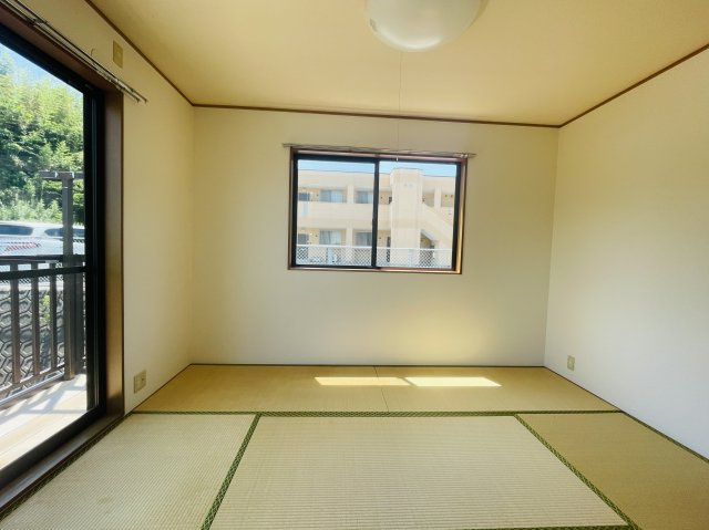 峯アパートの和室