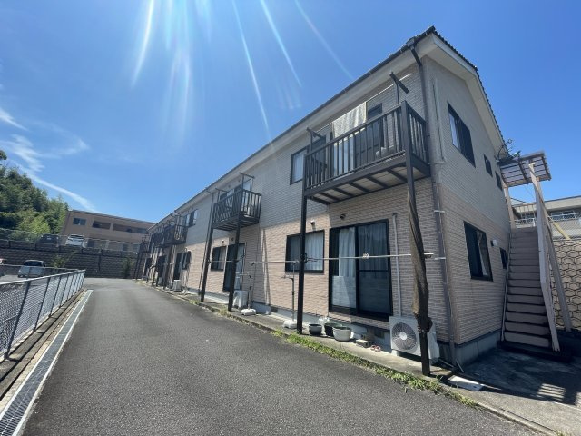 峯アパートの外観