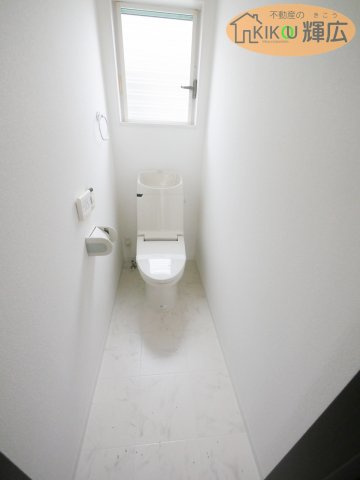 高砂市北浜町牛谷　中古戸建のトイレ