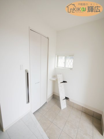 【玄関】 | 高砂市北浜町牛谷　中古戸建